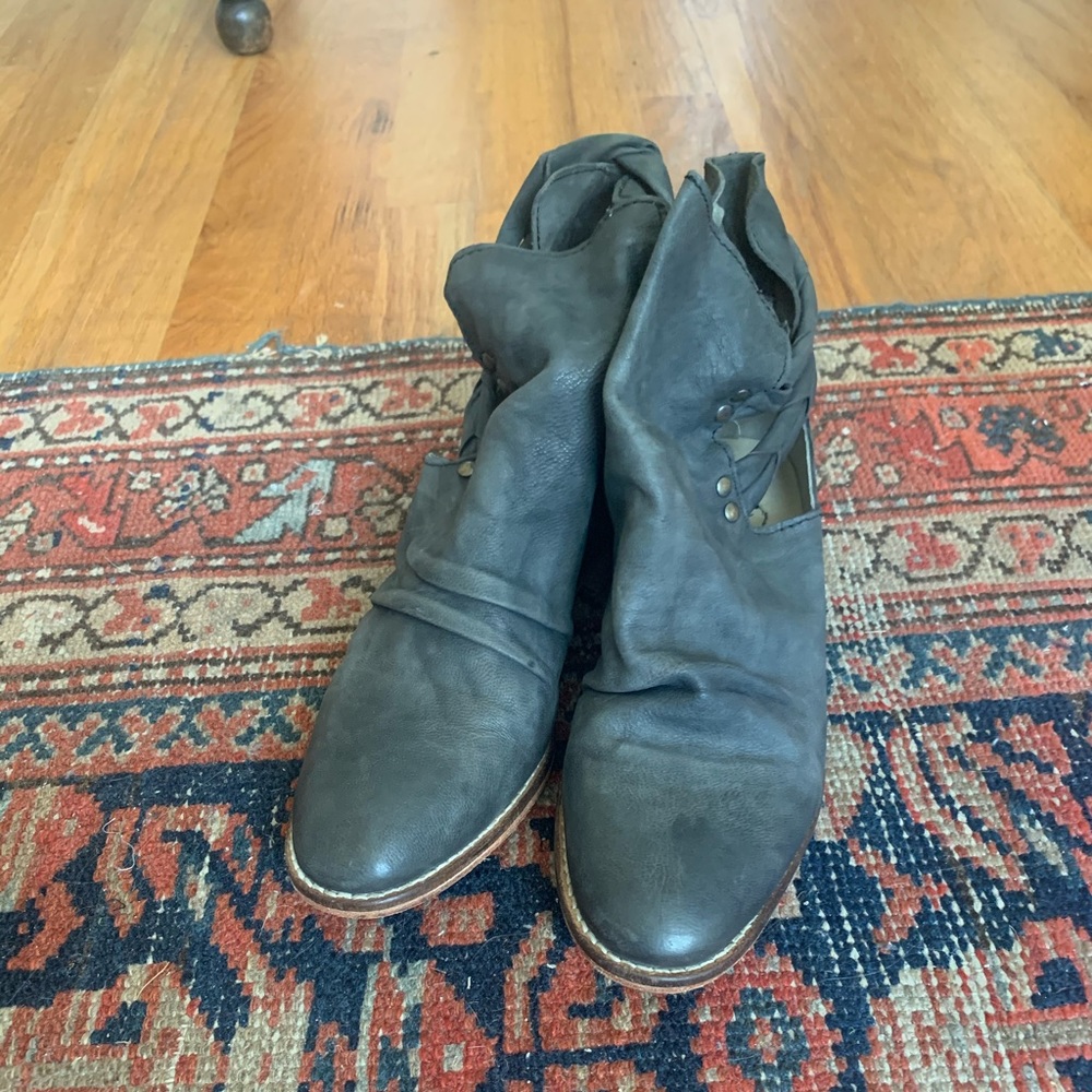 Free People Charcoal Gray Ankle boots